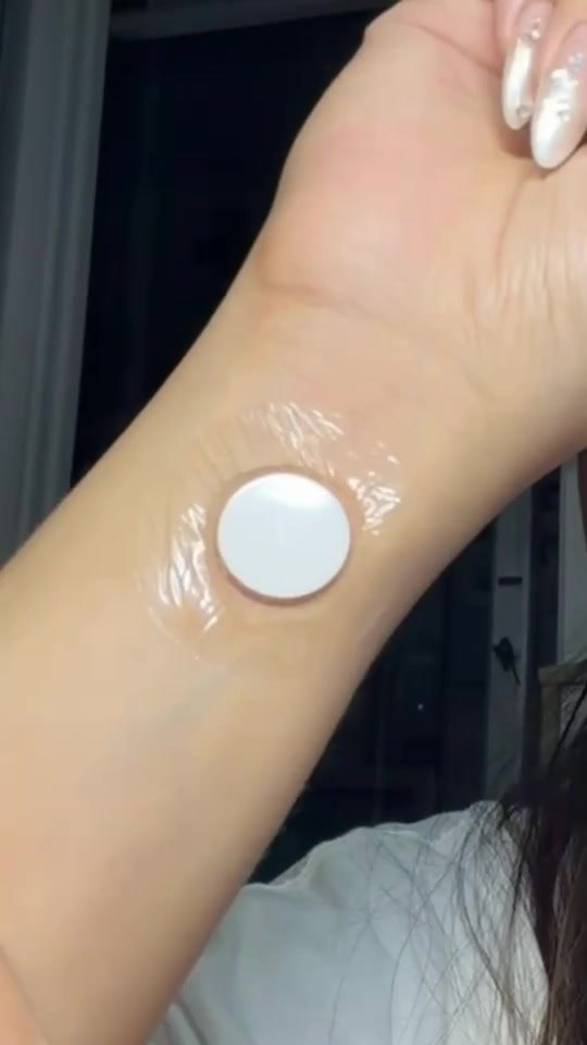 Applying a T-Patch to the skin